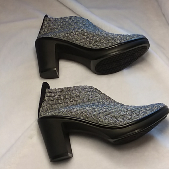 Steve Madden Metallic woven Booties - Picture 3 of 4